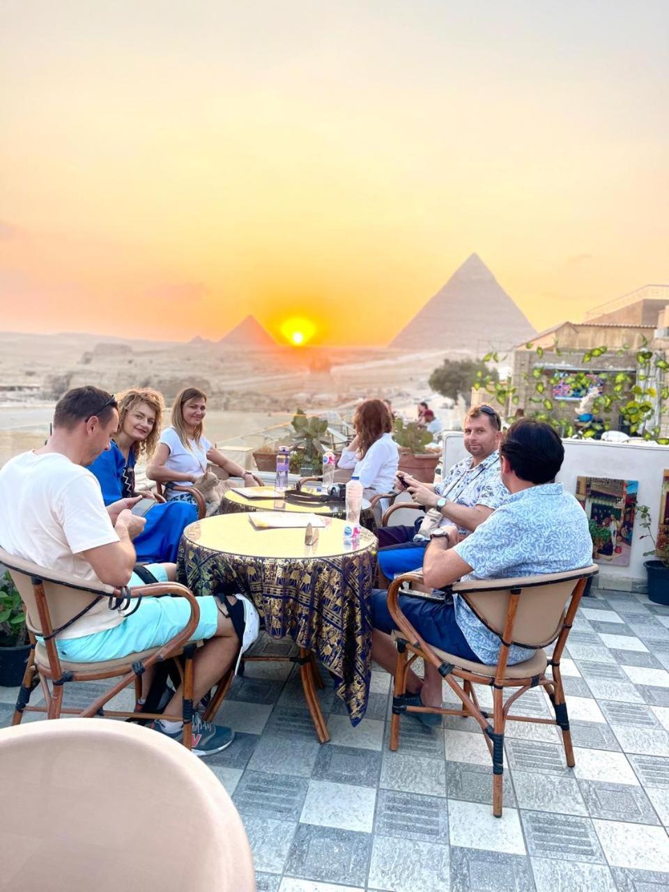 Queen Cleopatra Pyramids View Kafrat al Jabal Ngoại thất bức ảnh