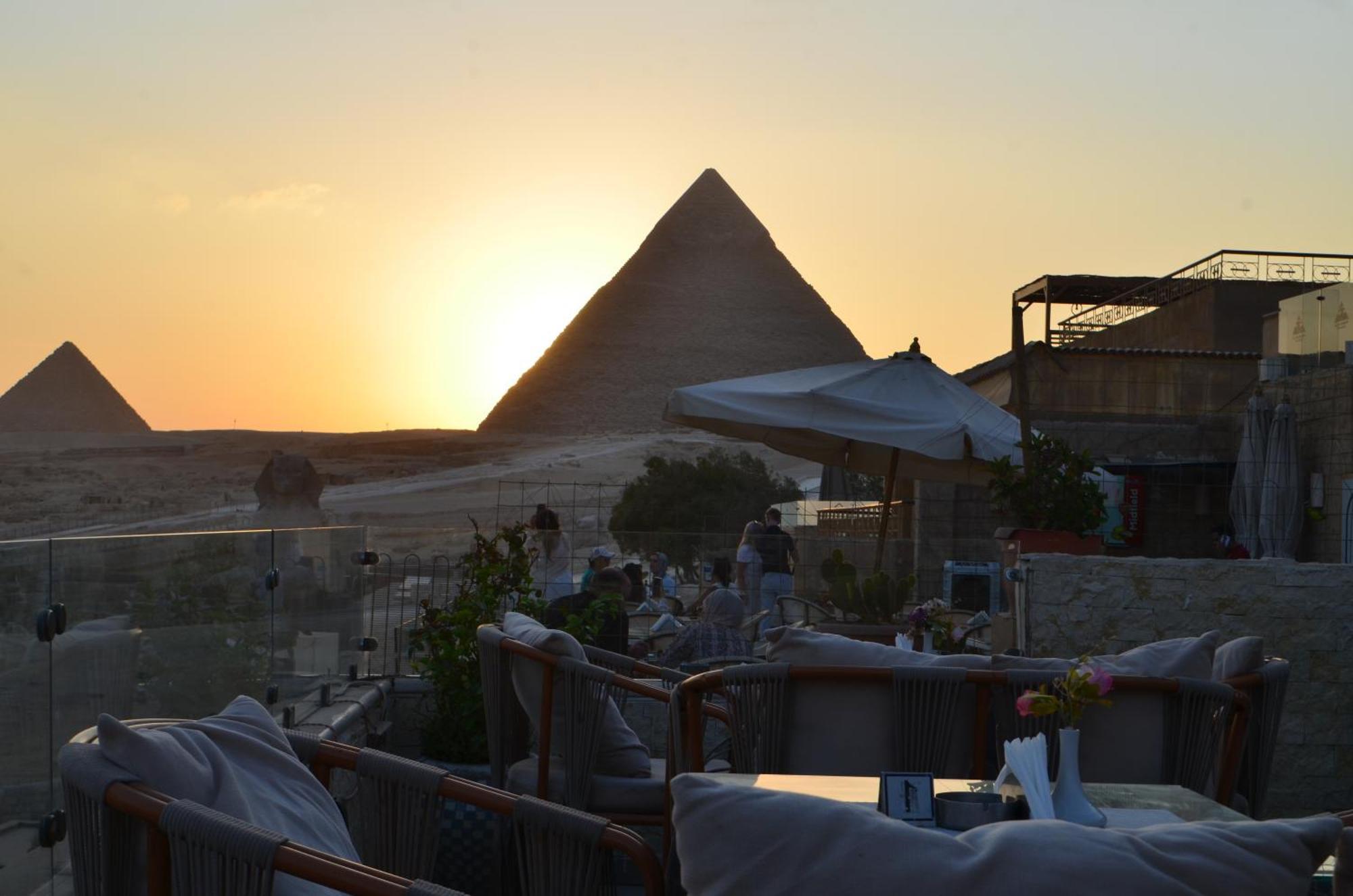 Queen Cleopatra Pyramids View Kafrat al Jabal Ngoại thất bức ảnh